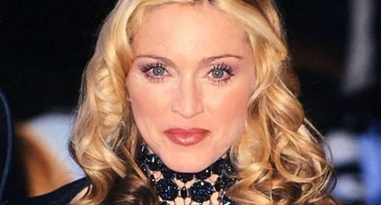  Madonna afrikalı uşaqların ticarəti və cinsi istismarda ittiham olunur – FOTO