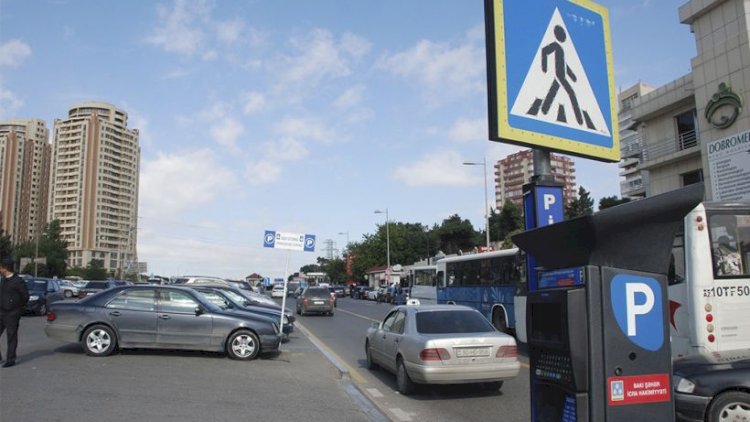  Parkinq “mafiyası” hücuma keçdi: AzParking əməkdaşları döyüldü – Video