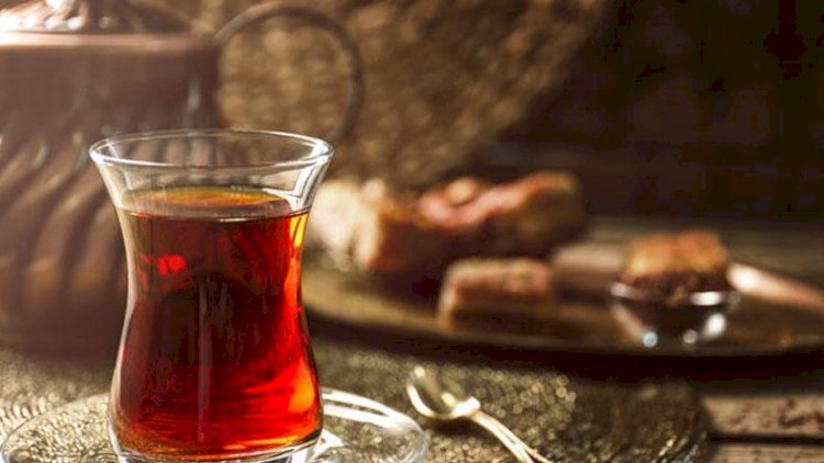  Çay içərkən bu səhvi etməyin – XƏRÇƏNG YARADIR