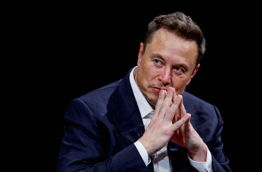  Elon Mask məyus halda vəzifədən getdi