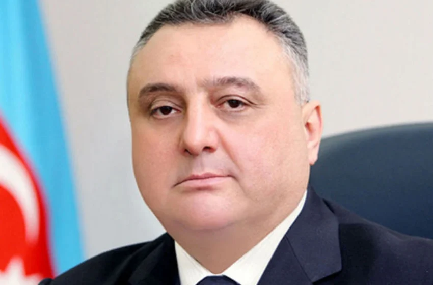 Eldar Mahmudov niyə şəxsiyyət vəsiqəsini yeniləyə bilmir?